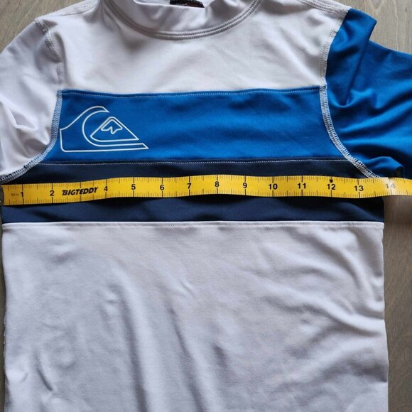 Size 9/11 Quicksilver swim top blue and white GUC rashguard - Picture 3 of 6